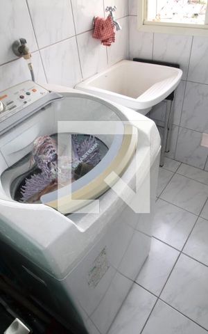 Apartamento à venda com 60m², 2 quartos e 1 vagaÁrea de Serviço