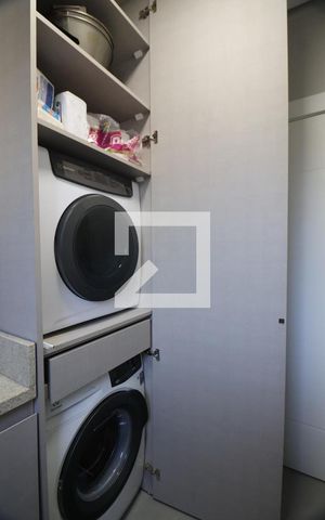Casa de condomínio à venda com 232m², 4 quartos e 2 vagasLavanderia