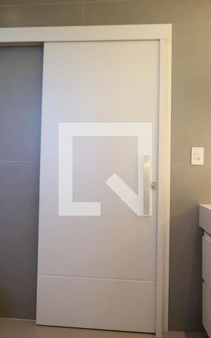 Casa de condomínio à venda com 232m², 4 quartos e 2 vagasBanheiro