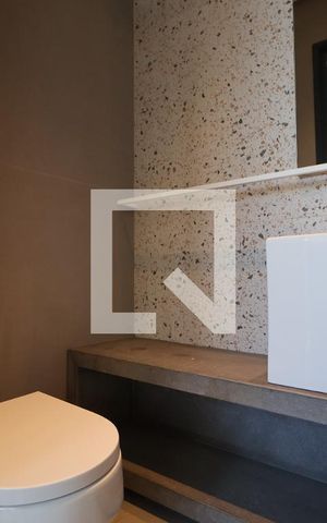 Casa de condomínio à venda com 232m², 4 quartos e 2 vagasBanheiro de serviço