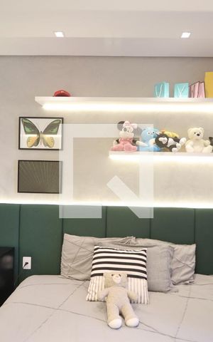 Casa de condomínio à venda com 232m², 4 quartos e 2 vagasQuarto 1