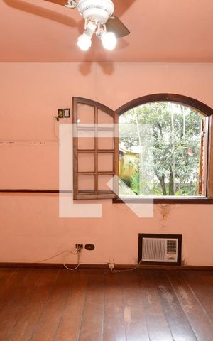Casa para alugar com 600m², 5 quartos e 8 vagasSuíte 2