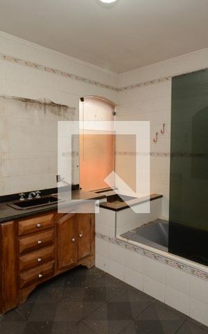 Casa para alugar com 600m², 5 quartos e 8 vagasSuíte 2