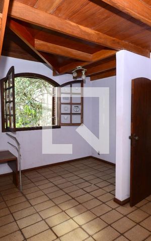 Casa para alugar com 600m², 5 quartos e 8 vagasSuíte 1 - Casa 2