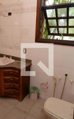 Casa para alugar com 600m², 5 quartos e 8 vagasBanheiro da Suíte 3