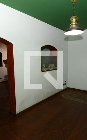 Casa para alugar com 600m², 5 quartos e 8 vagasHall de entrada