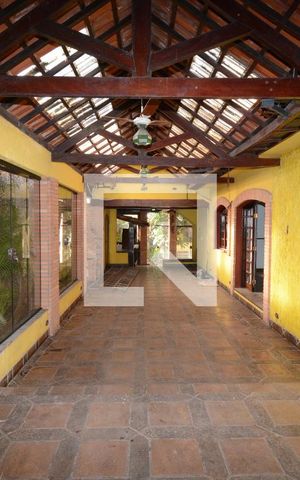 Casa para alugar com 600m², 5 quartos e 8 vagasSalão de Festas