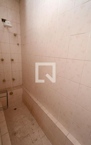 Casa para alugar com 600m², 5 quartos e 8 vagasBanheiro da Suíte 1 - Casa 2