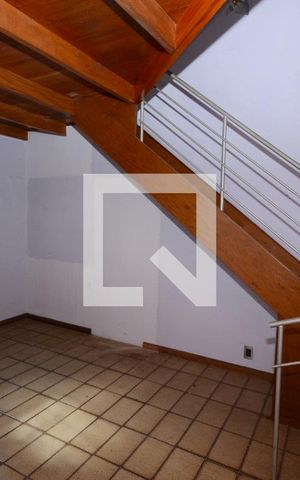 Casa para alugar com 600m², 5 quartos e 8 vagasSuíte 1 - Casa 2