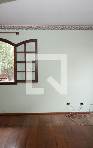 Casa para alugar com 600m², 5 quartos e 8 vagasSuíte 3