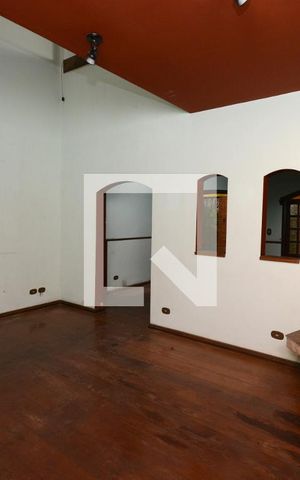 Casa para alugar com 600m², 5 quartos e 8 vagasSala 1