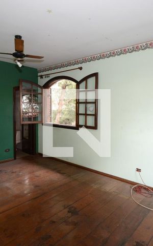 Casa para alugar com 600m², 5 quartos e 8 vagasSuíte 3