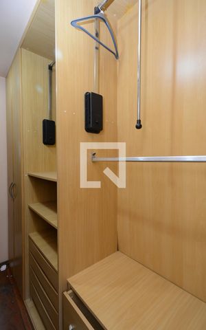 Casa para alugar com 600m², 5 quartos e 8 vagasCloset da Suíte 2