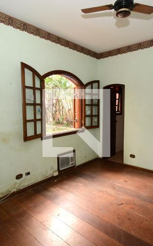 Casa para alugar com 600m², 5 quartos e 8 vagasSuíte 1