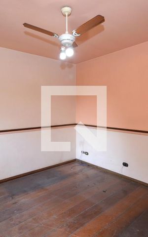 Casa para alugar com 600m², 5 quartos e 8 vagasSuíte 2