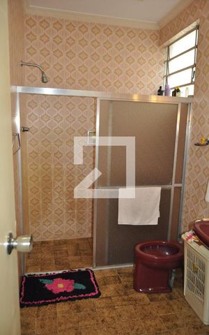 Casa para alugar com 730m², 5 quartos e 3 vagasBanheiro do Quarto 2