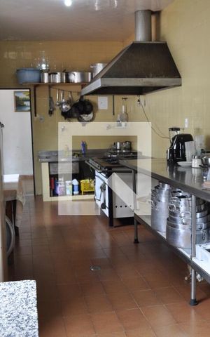 Casa para alugar com 730m², 5 quartos e 3 vagasCozinha 2