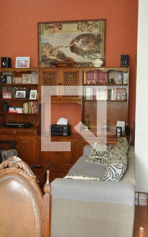 Casa para alugar com 730m², 5 quartos e 3 vagasSala