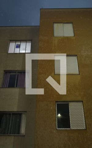 Apartamento à venda com 48m², 2 quartos e 1 vagaPlaca instalada na janela do imóvel