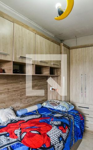 Casa à venda com 178m², 3 quartos e 4 vagas Casa à venda com 178m², 3 quartos e 4 vagasQuarto 2