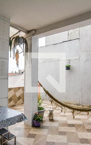 Casa à venda com 178m², 3 quartos e 4 vagas Casa à venda com 178m², 3 quartos e 4 vagasQuintal