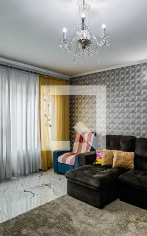 Casa à venda com 178m², 3 quartos e 4 vagas Casa à venda com 178m², 3 quartos e 4 vagasSala