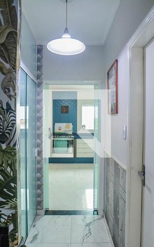 Casa à venda com 178m², 3 quartos e 4 vagas Casa à venda com 178m², 3 quartos e 4 vagasCorredor