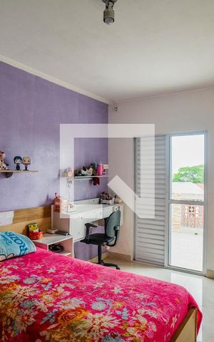 Casa à venda com 178m², 3 quartos e 4 vagas Casa à venda com 178m², 3 quartos e 4 vagasQuarto 1