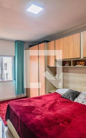 Casa à venda com 178m², 3 quartos e 4 vagas Casa à venda com 178m², 3 quartos e 4 vagasQuarto 3