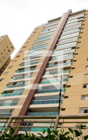 Apartamento à venda com 137m², 3 quartos e 3 vagasFACHADA