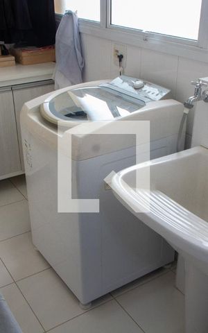 Apartamento à venda com 137m², 3 quartos e 3 vagasÁREA DE SERVIÇO