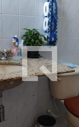 Apartamento à venda com 61m², 2 quartos e 1 vaga Apartamento à venda com 61m², 2 quartos e 1 vagaBanheiro