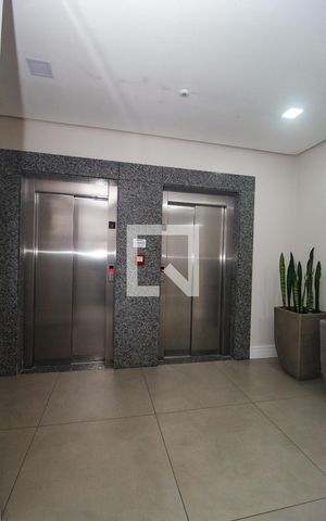 Apartamento à venda com 58m², 2 quartos e 1 vaga Apartamento à venda com 58m², 2 quartos e 1 vagaHall de entrada