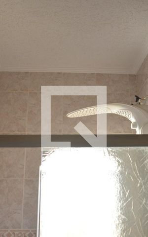Casa para alugar com 240m², 4 quartos e 2 vagasBanheiro da Suíte