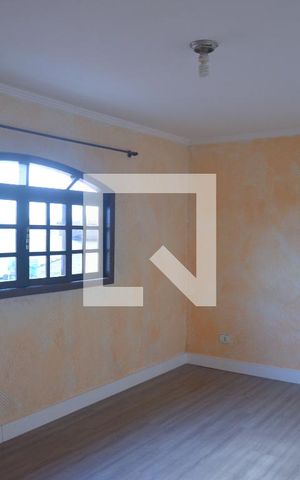 Casa para alugar com 240m², 4 quartos e 2 vagasQuarto 4