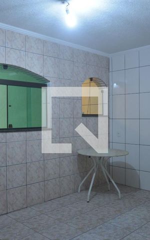 Casa para alugar com 240m², 4 quartos e 2 vagasQuintal