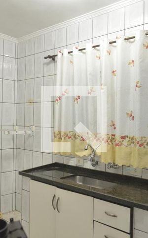 Casa para alugar com 240m², 4 quartos e 2 vagasCozinha