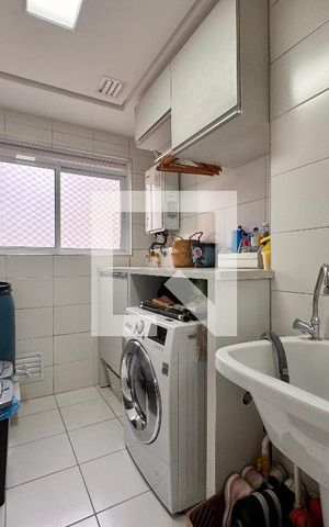 Apartamento à venda com 115m², 3 quartos e 2 vagas Apartamento à venda com 115m², 3 quartos e 2 vagasLavanderia