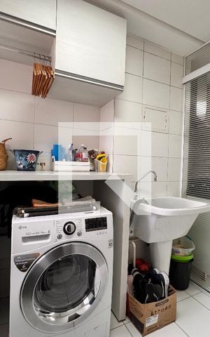 Apartamento à venda com 115m², 3 quartos e 2 vagas Apartamento à venda com 115m², 3 quartos e 2 vagasLavanderia