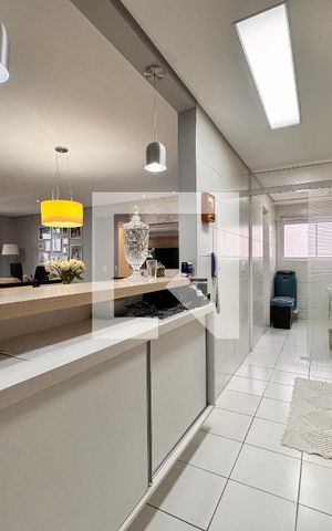 Apartamento à venda com 115m², 3 quartos e 2 vagas Apartamento à venda com 115m², 3 quartos e 2 vagasCozinha