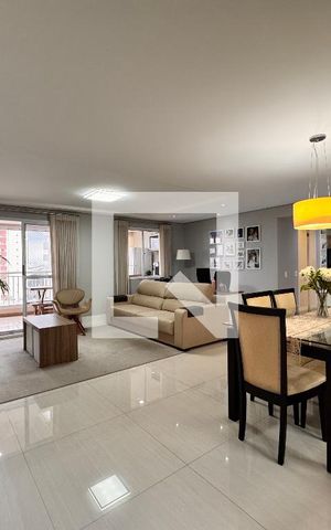 Apartamento à venda com 115m², 3 quartos e 2 vagas Apartamento à venda com 115m², 3 quartos e 2 vagasSala