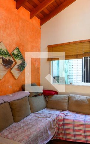 Casa à venda com 167m², 4 quartos e 4 vagasSala 2