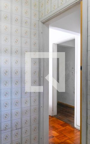 Casa à venda com 167m², 4 quartos e 4 vagasBanheiro 2