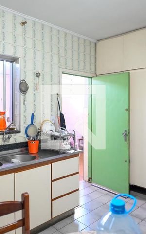 Casa à venda com 167m², 4 quartos e 4 vagasCozinha