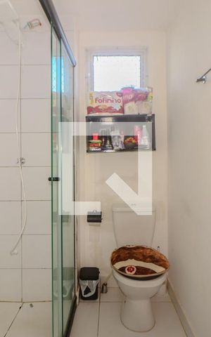 Apartamento à venda com 38m², 2 quartos e 1 vaga Apartamento à venda com 38m², 2 quartos e 1 vagaBanheiro