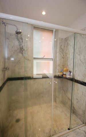 Apartamento para alugar com 278m², 4 quartos e 4 vagasBanheiro da Suíte