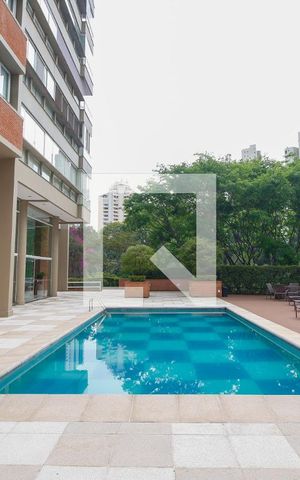 Apartamento para alugar com 278m², 4 quartos e 4 vagasÁrea comum - Piscina