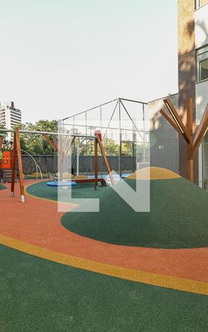 Apartamento à venda com 115m², 3 quartos e 2 vagas Apartamento à venda com 115m², 3 quartos e 2 vagasÁrea comum - Playground