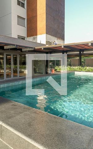 Apartamento à venda com 98m², 3 quartos e 2 vagas Apartamento à venda com 98m², 3 quartos e 2 vagasÁrea comum - Piscina