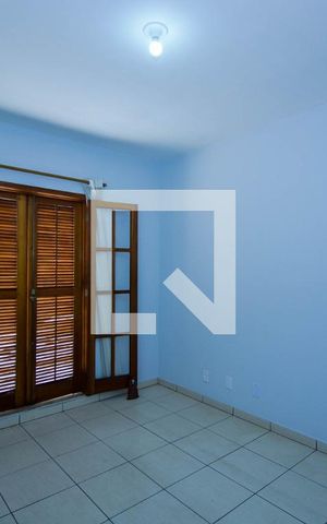 Casa à venda com 165m², 3 quartos e 2 vagas Casa à venda com 165m², 3 quartos e 2 vagasQuarto 3 - Suíte